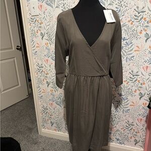 Chic Long Sleeve Wrap Dress in Olive